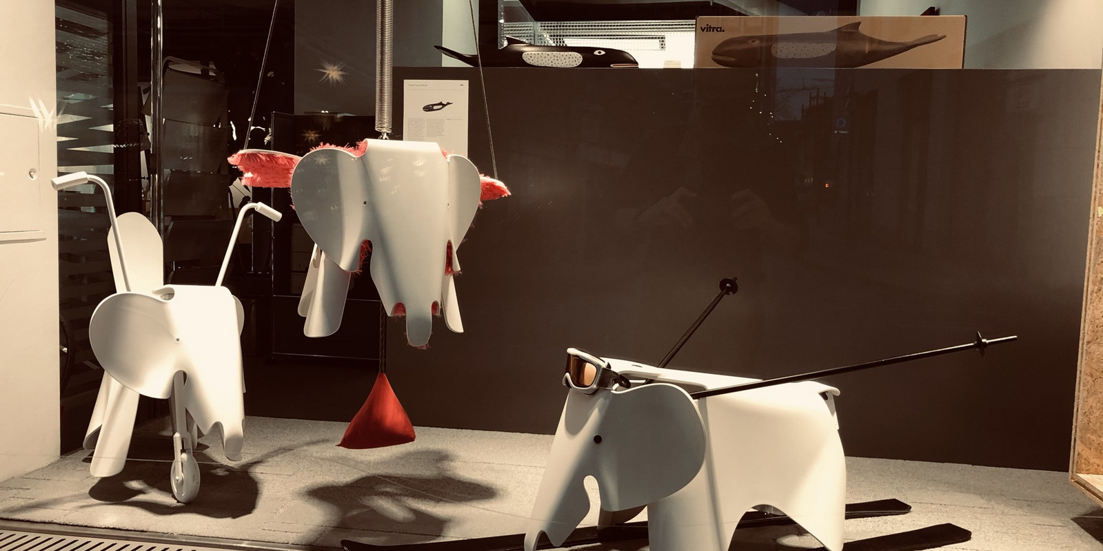 Create your own Eames Elephant bei pro office Bielefeld Bild 16