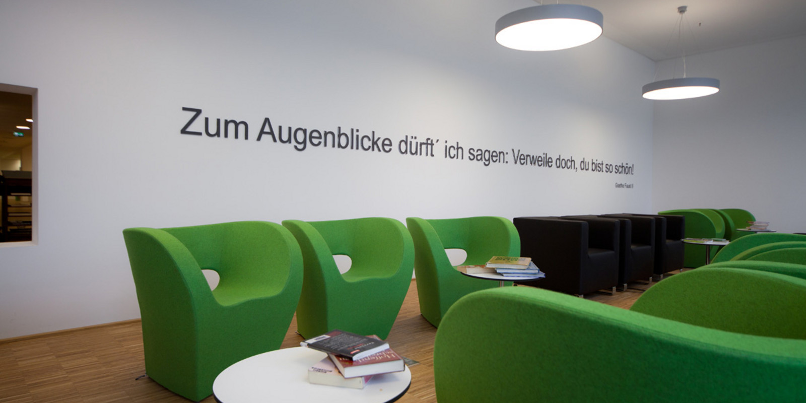 pro office Bielefeld stattet Stadtbibliothek aus Bild 5