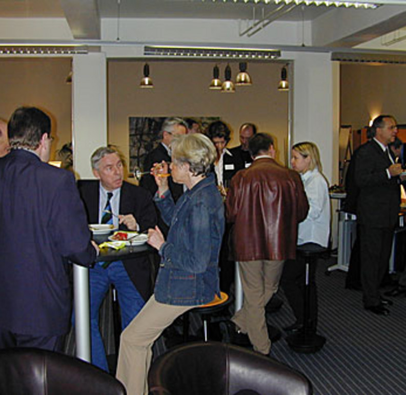 Impressionen der Eröffnungsveranstaltung vom 18. März 2004 Bild 8