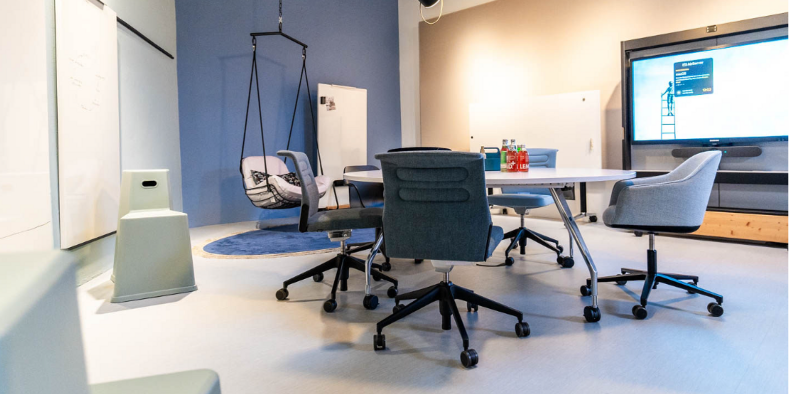 Innovative Raumgestaltung für gesteigerte Produktivität: Entdecken Sie den neugestalteten Showroom von pro office Hannover Bild 8