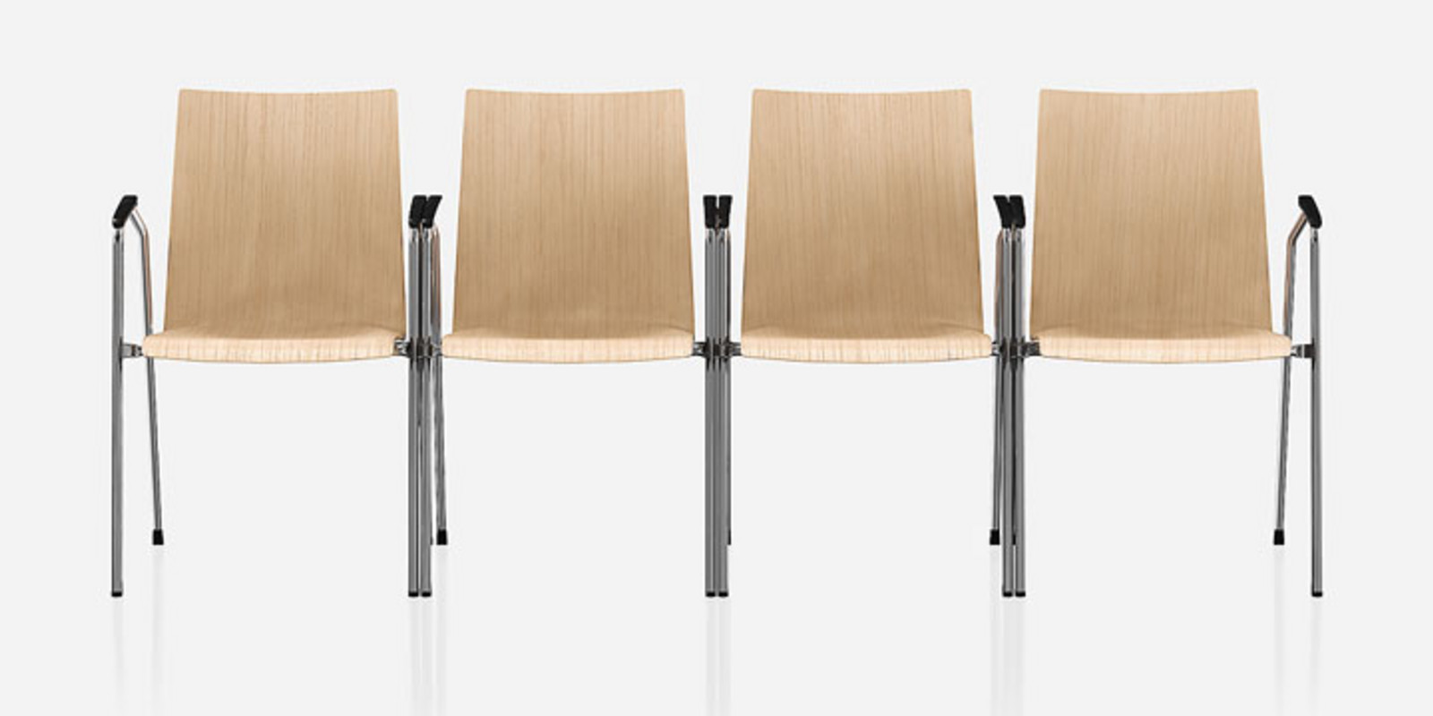 Brunner - Stühle aus hochwertigem Kunststoff, farbenfroh und pflegeleicht Bild 7