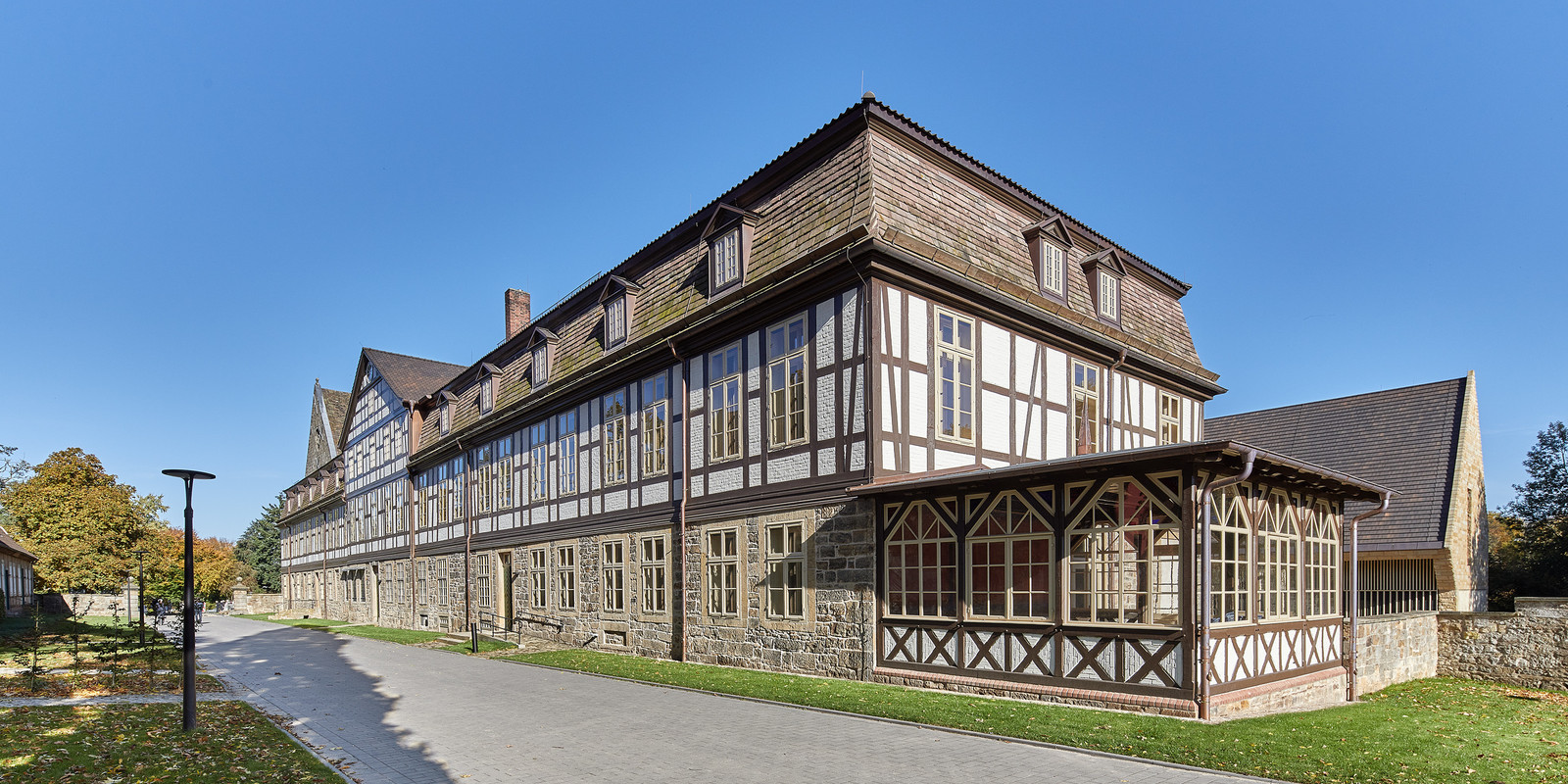 Zwischen Tradition und Moderne - pro office Hannover richtet Räumlichkeiten im Kloster Loccum ein Bild 3