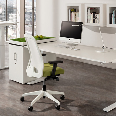 Hält Sie fit auf dem Weg nach oben! Steh-Sitz-Tisch WINEA STARTUP zum Aktionspreis bei pro office Hannover