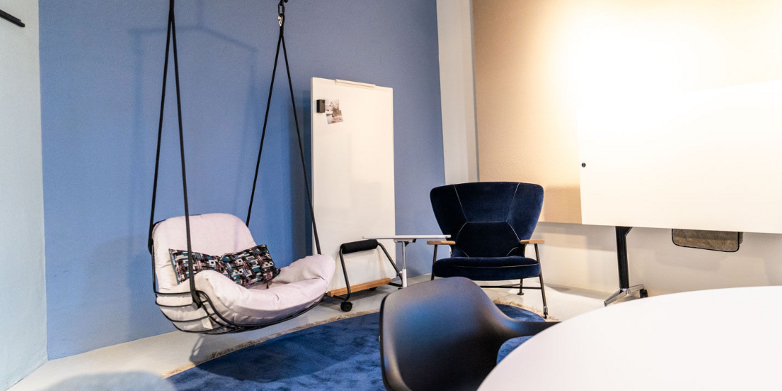 Innovative Raumgestaltung für gesteigerte Produktivität: Entdecken Sie den neugestalteten Showroom von pro office Hannover Bild 6