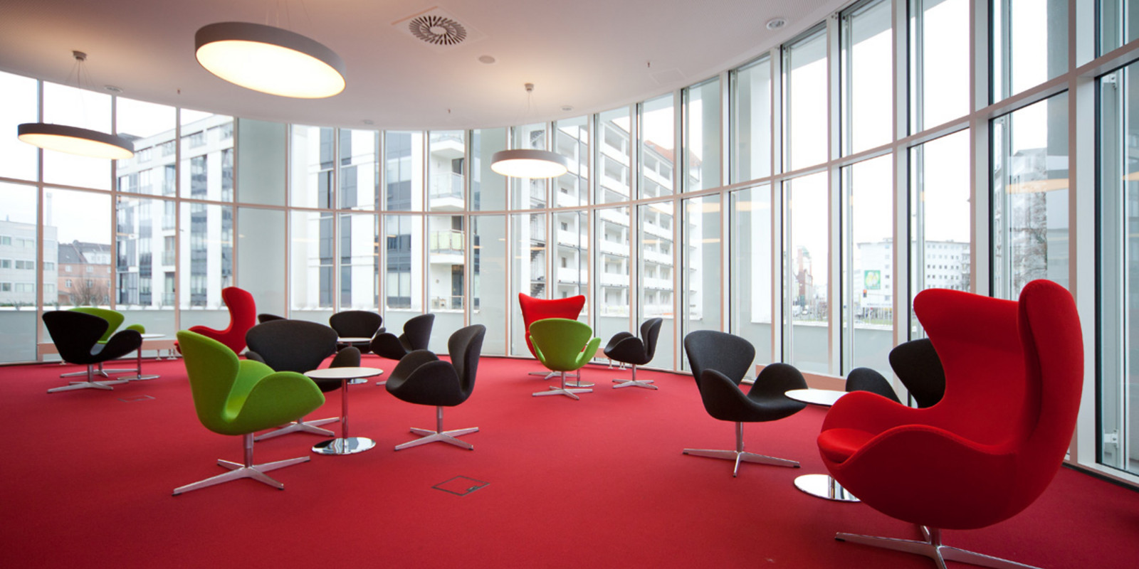 pro office Bielefeld stattet Stadtbibliothek aus Bild 0