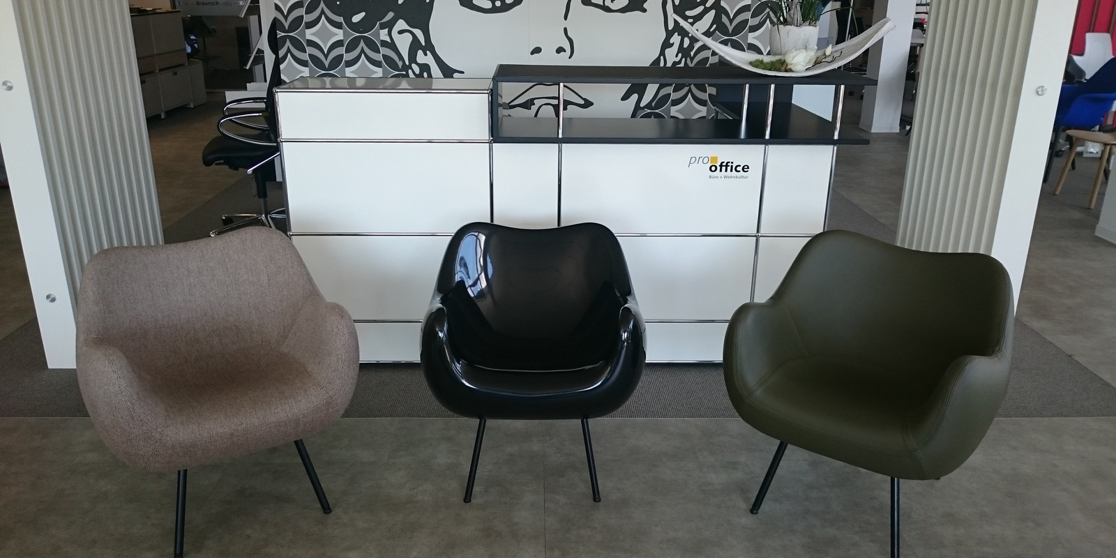 VZOR präsentiert neuen Sessel RM58  Bild 1
