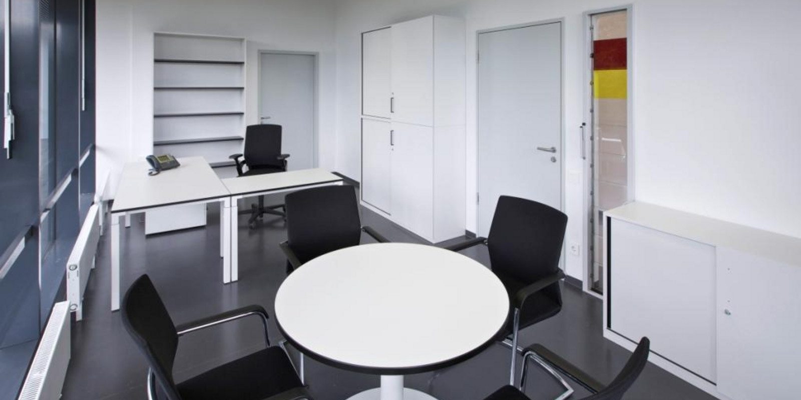 Institut BIPS erhält Einrichtung von pro office Bremen Bild 2