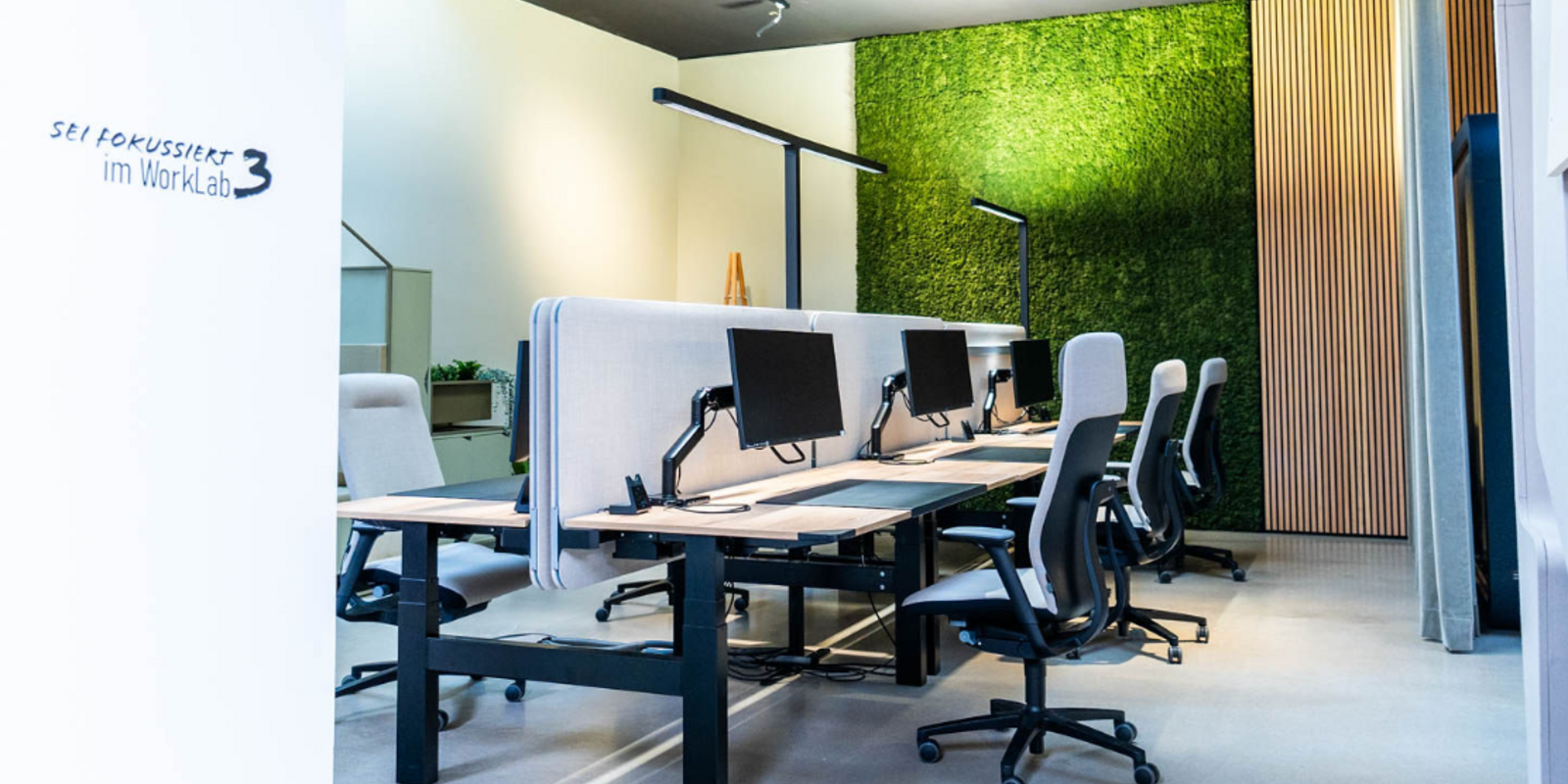 Innovative Raumgestaltung für gesteigerte Produktivität: Entdecken Sie den neugestalteten Showroom von pro office Hannover Bild 19