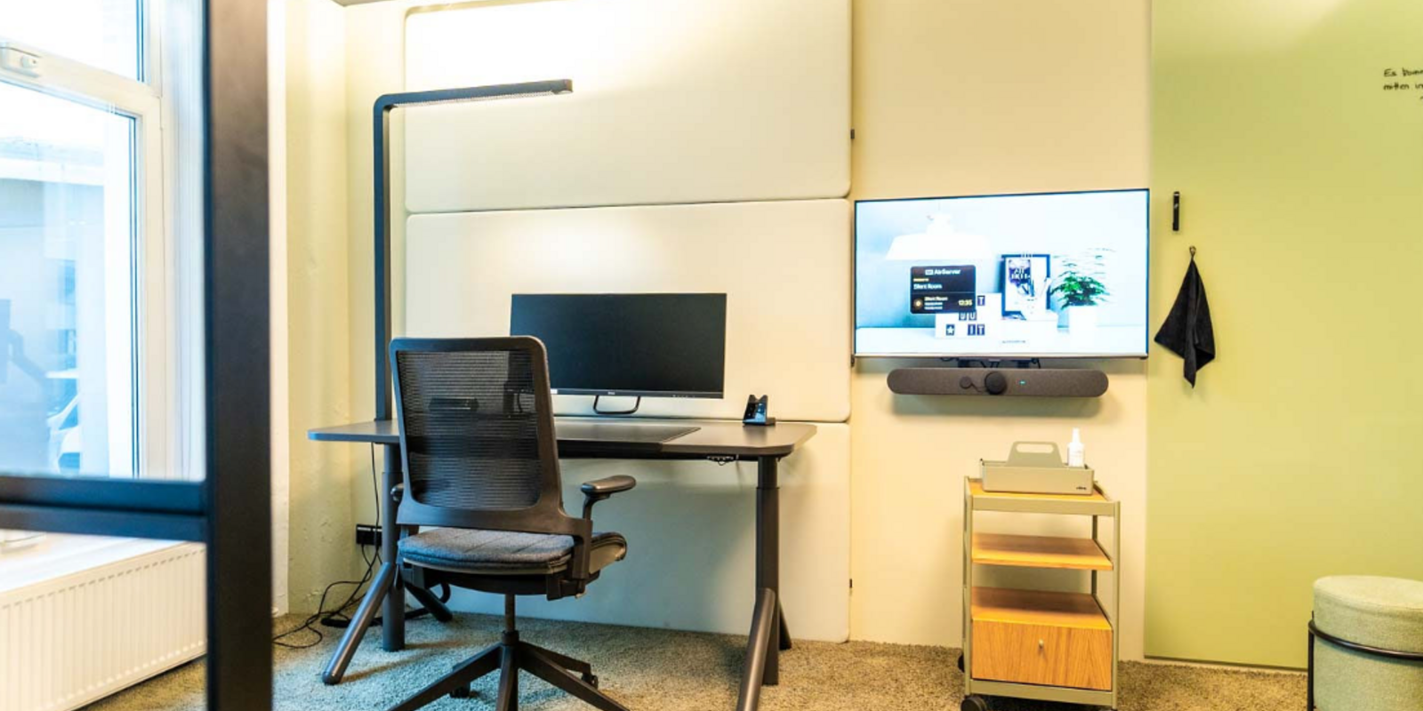 Innovative Raumgestaltung für gesteigerte Produktivität: Entdecken Sie den neugestalteten Showroom von pro office Hannover Bild 9