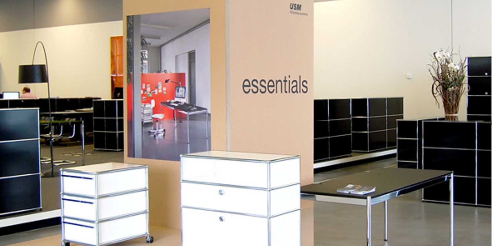 pro office Hannover präsentiert USM Ausstellung «essentials» 2012 Bild 0